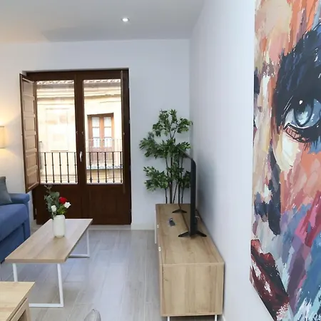 Piso Plaza Mercado 2,3 Daire *