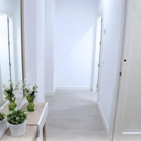 Piso Plaza Mercado 2,3 Daire *